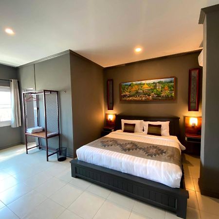 Patuxay Place Viêng Chăn Ngoại thất bức ảnh