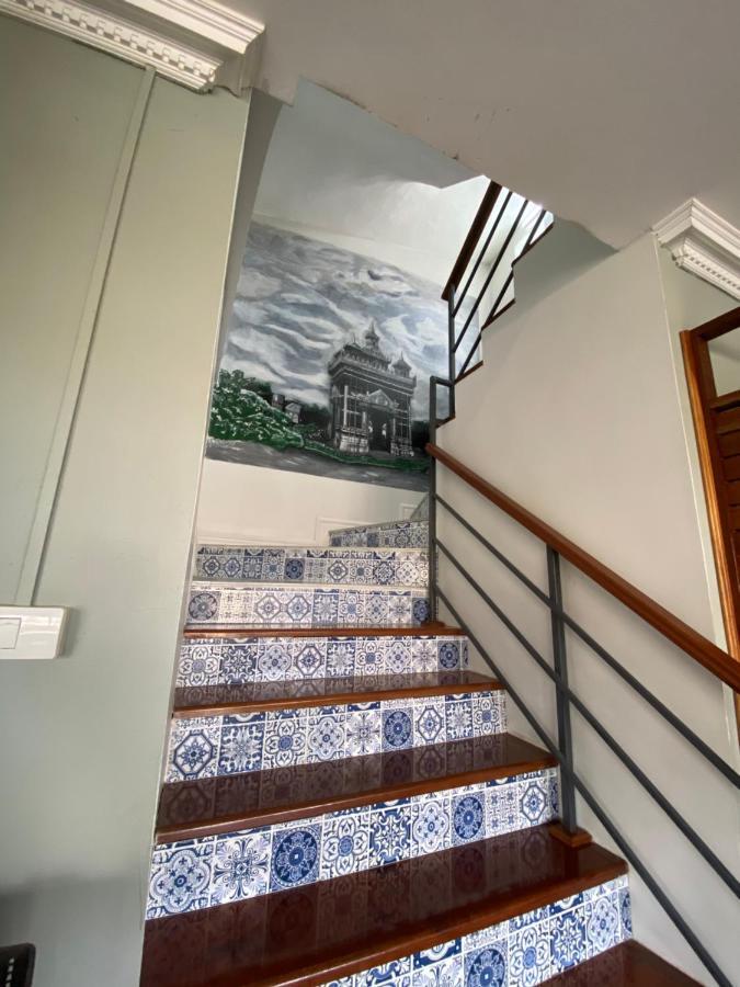 Patuxay Place Viêng Chăn Ngoại thất bức ảnh