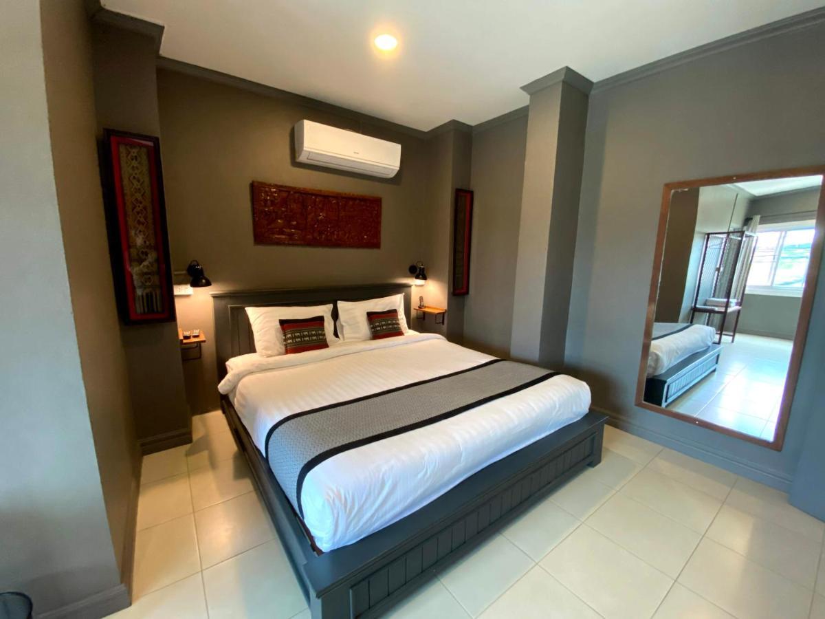 Patuxay Place Viêng Chăn Ngoại thất bức ảnh
