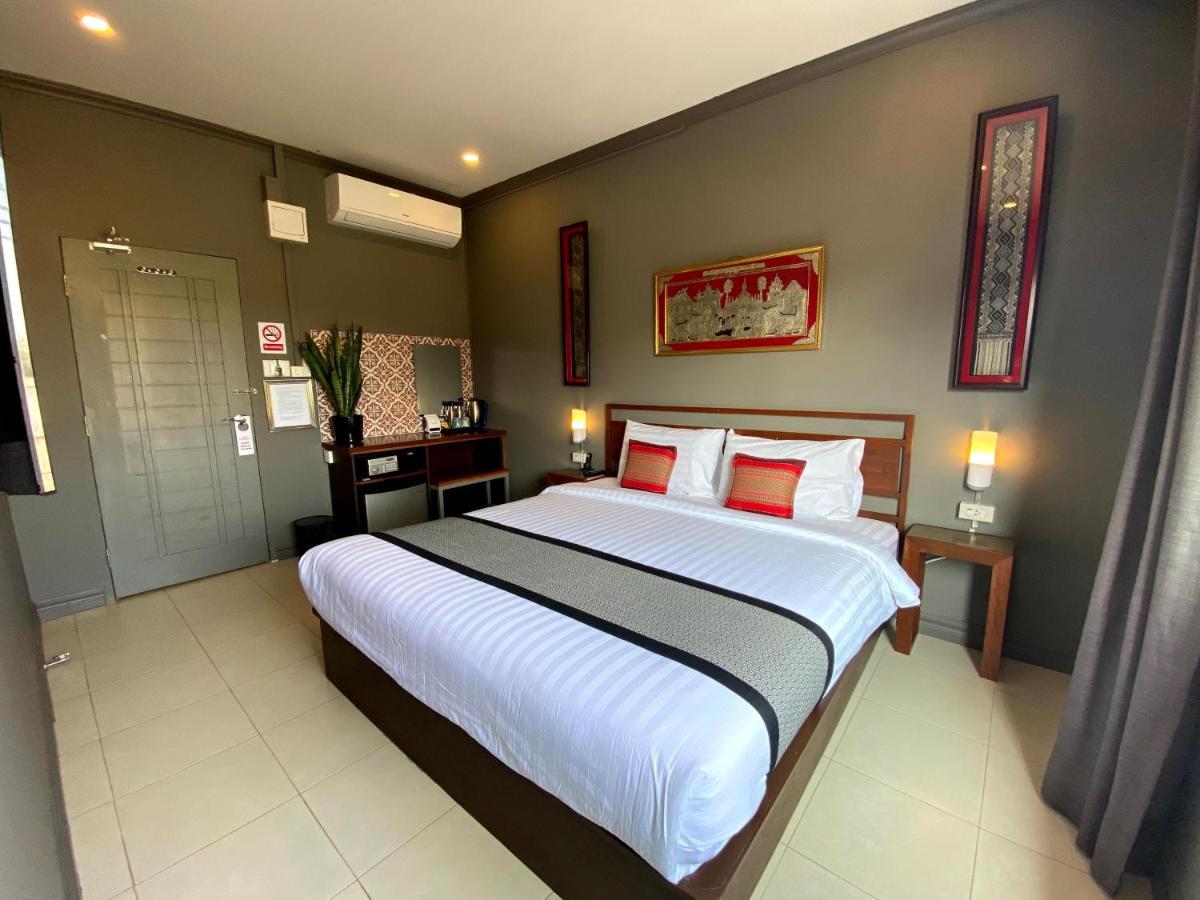 Patuxay Place Viêng Chăn Ngoại thất bức ảnh
